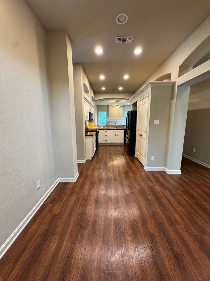 2120 Timberline Ct #1 - Photo 7 of 21