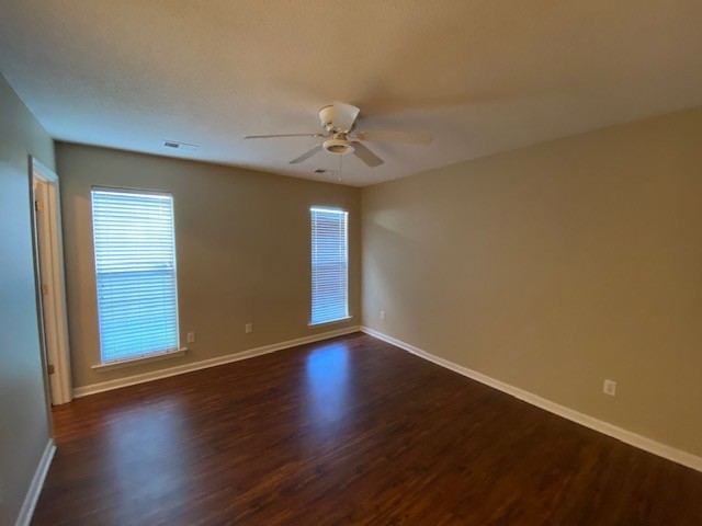 2547 Boxford Ln - Photo 3 of 12