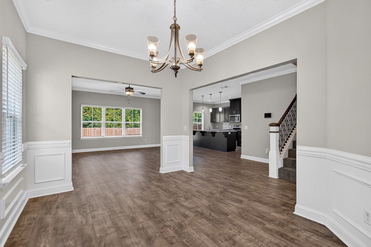685 Fairview Cir #1 - Photo 7 of 36