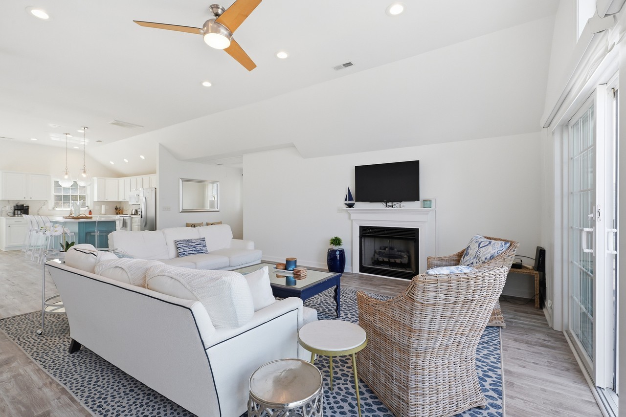 122 Henlopen Shores Cir #1 - Photo 7 of 45