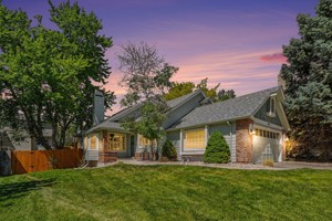featured image of 9875 Iris St #1