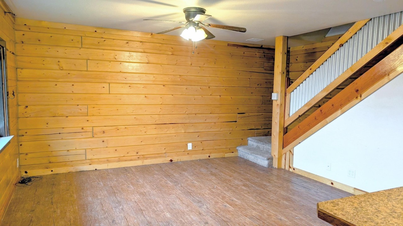 4010 Old Wood Rd #D - Photo 5 of 15