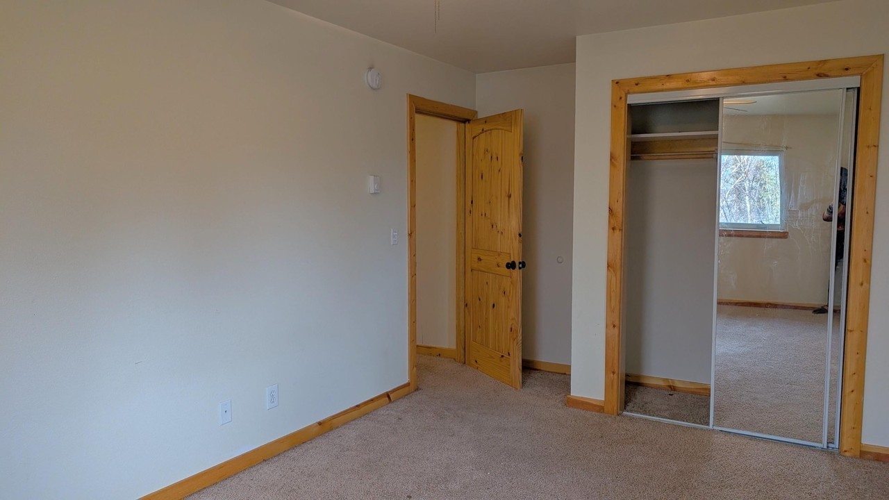 4010 Old Wood Rd #D - Photo 6 of 15