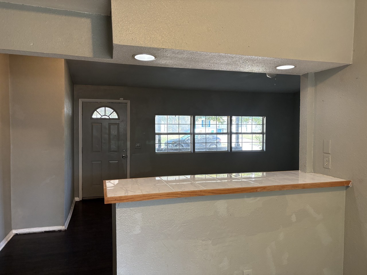 638 E 52nd St N #1 - Photo 4 of 17
