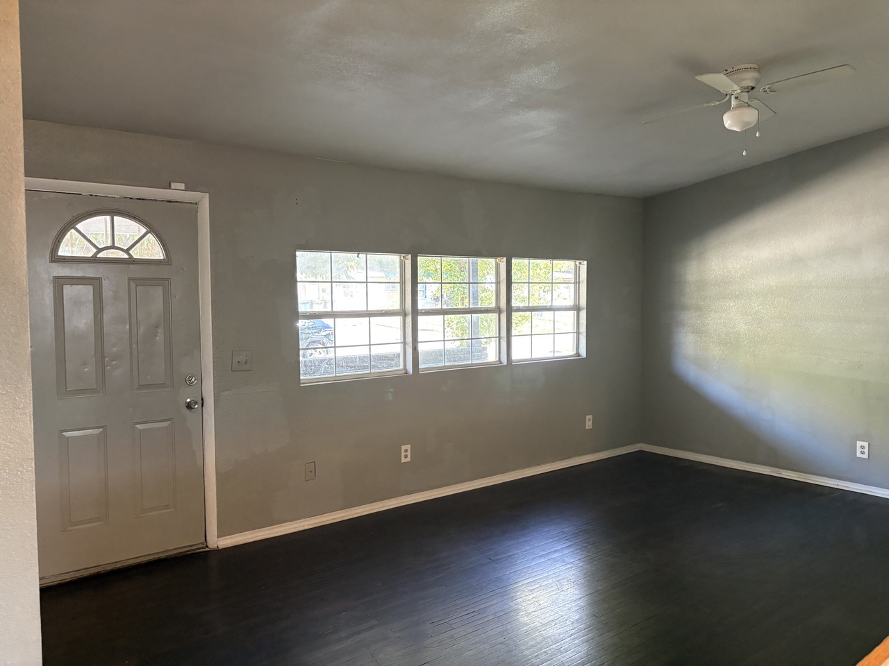 638 E 52nd St N #1 - Photo 6 of 17