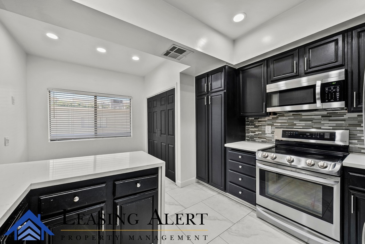 19029 Nordhoff St #1 - Photo 5 of 24