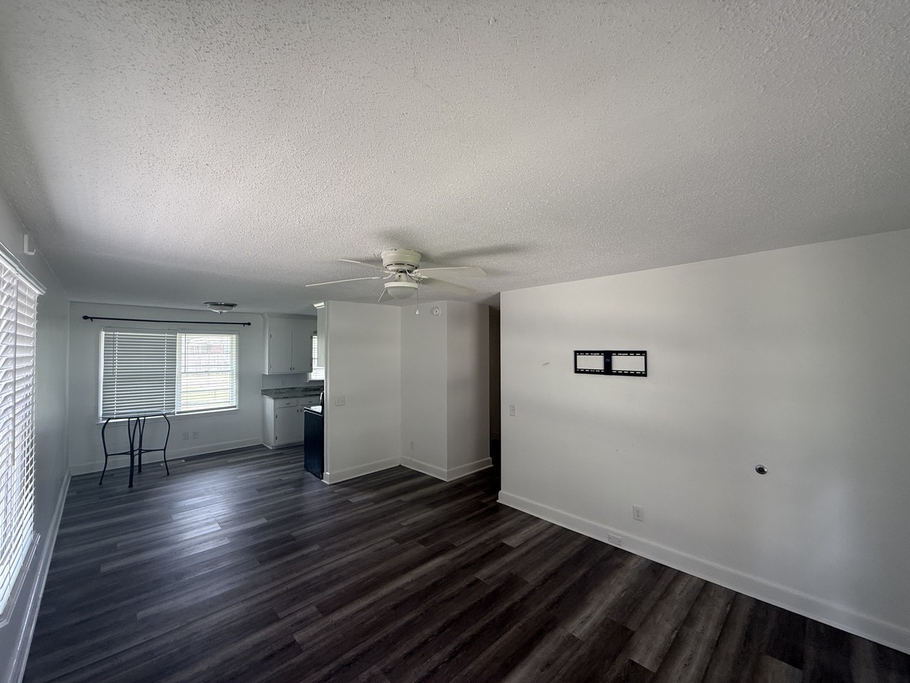 1808 W Higgins St #1 - Photo 6 of 10