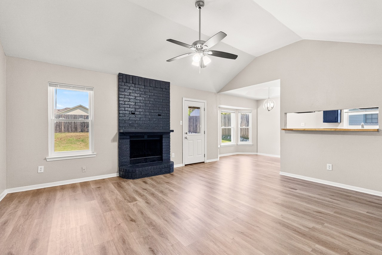 2703 Fieldstone Dr #1 - Photo 3 of 15