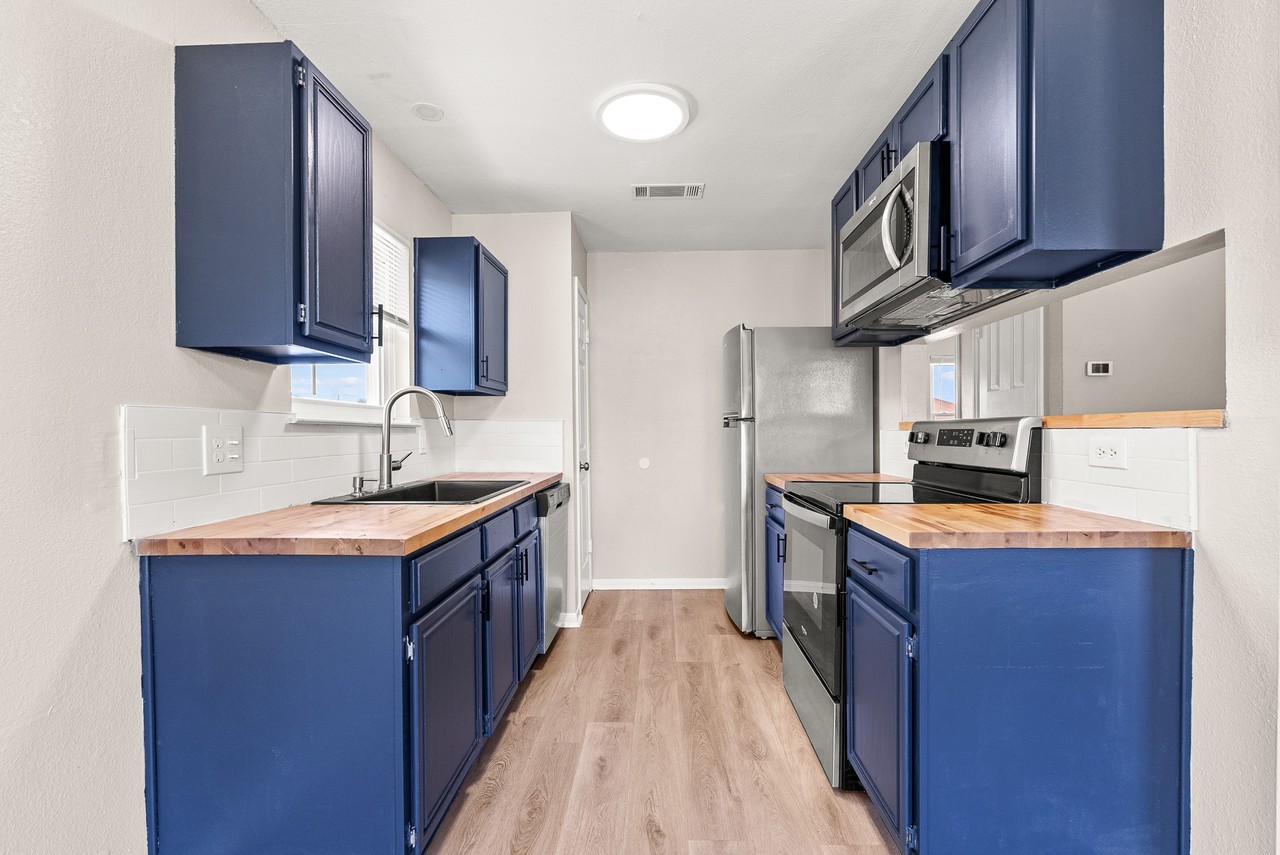 2703 Fieldstone Dr #1 - Photo 6 of 15