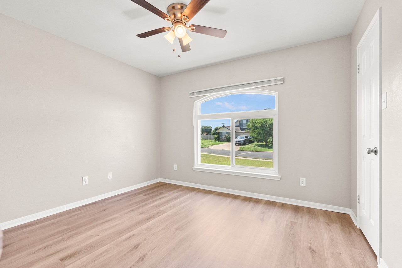 2703 Fieldstone Dr #1 - Photo 7 of 15