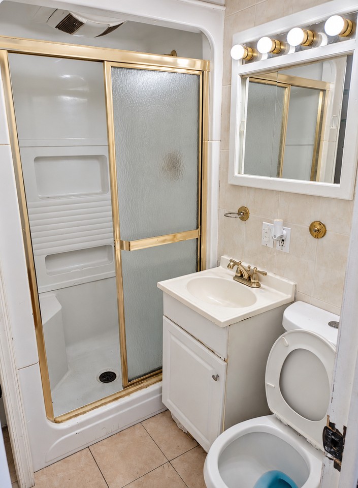 435 Inwood Rd #1 - Photo 2 of 28