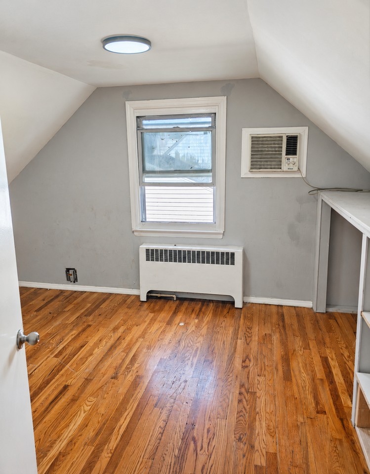 435 Inwood Rd #1 - Photo 5 of 28