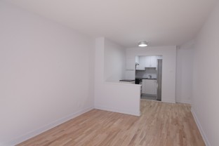 4570-4590 Queen Mary - Photo 1 of 1