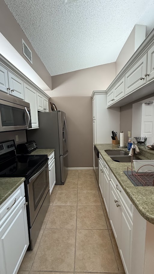 2510 Se Anchorage Cv #A3 - Photo 6 of 28