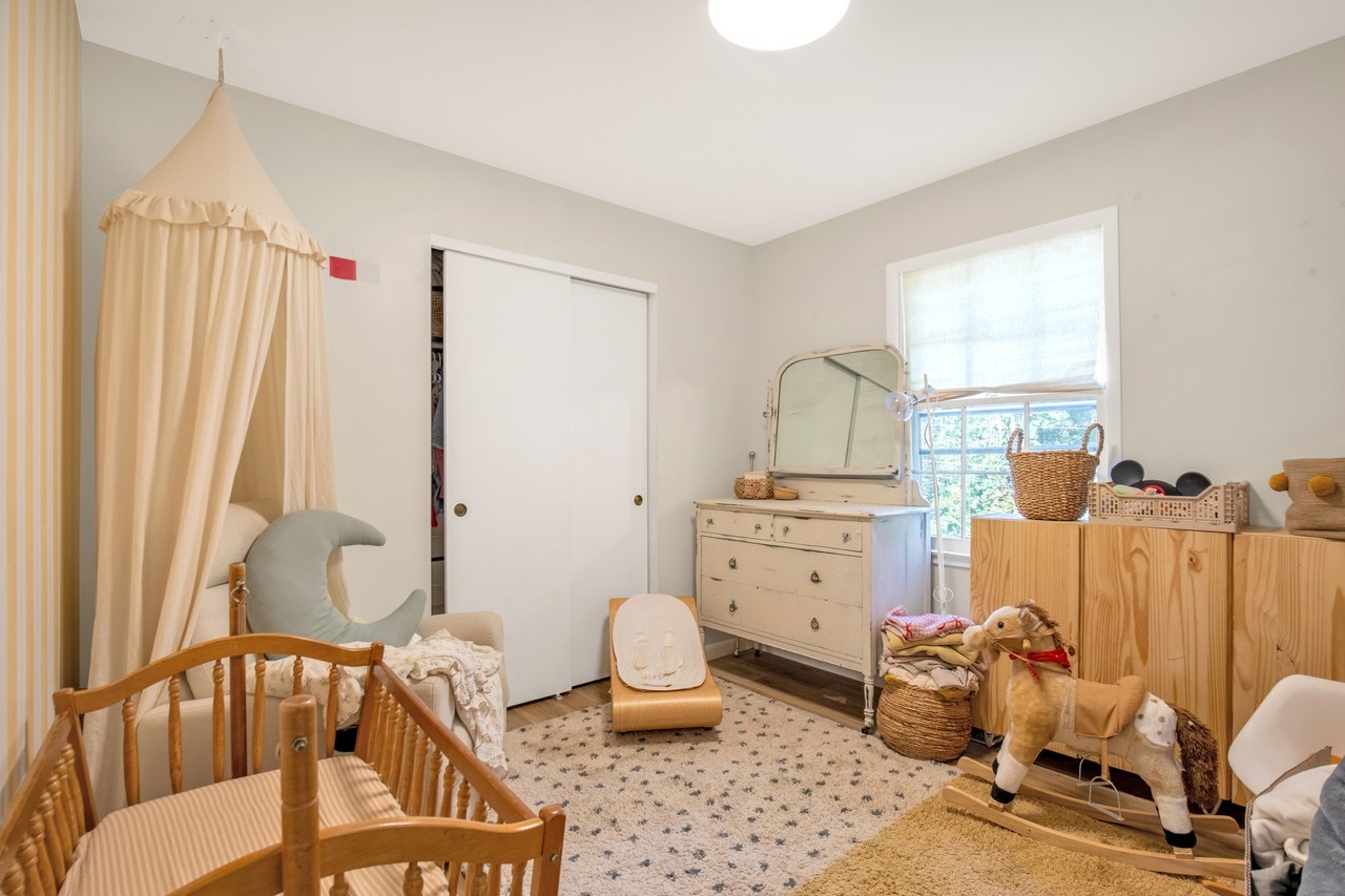 1803 Spruce St #1 - Photo 6 of 10