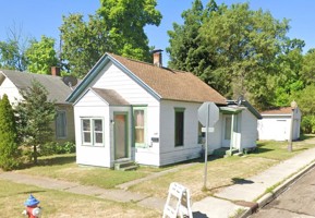 featured image of 229 College St