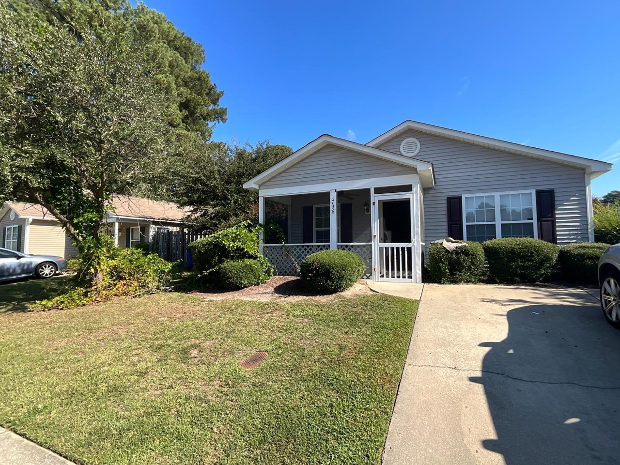 1736 Westpointe Dr - Photo 2 of 11