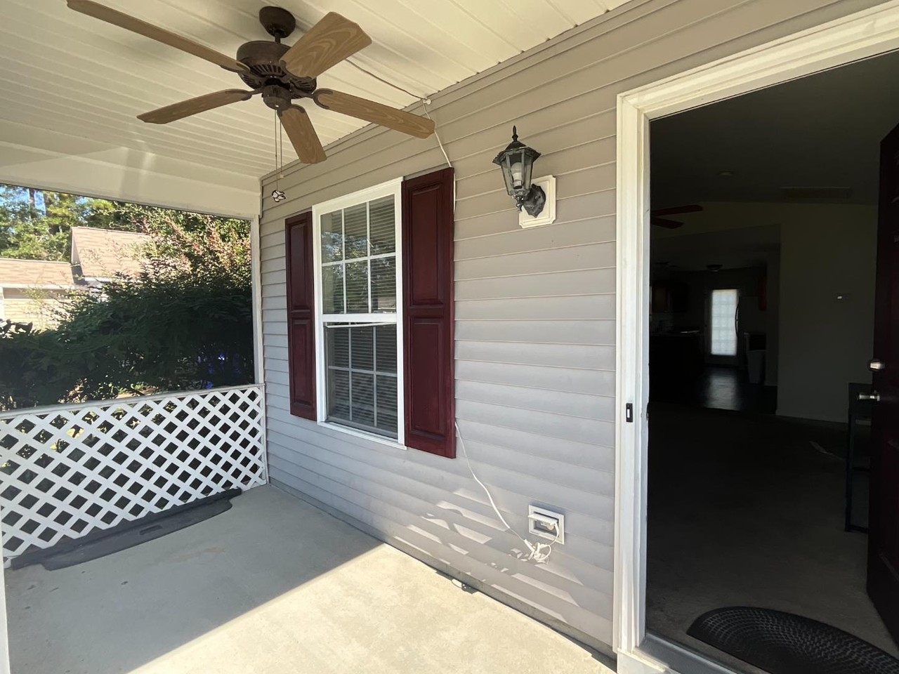 1736 Westpointe Dr - Photo 4 of 11