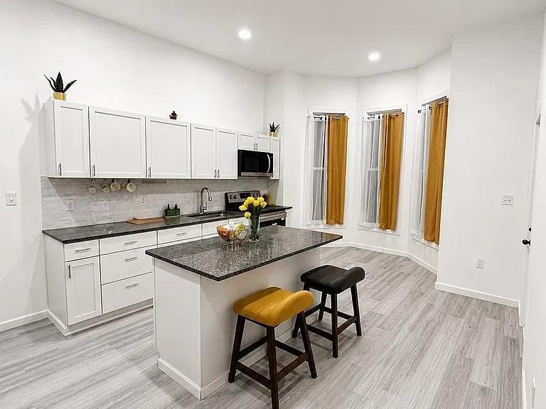 518 Forest Ave MULTI UNIT - Photo 4 of 10