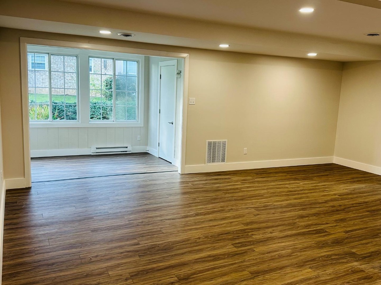 Alpine Ct - Photo 3 of 20
