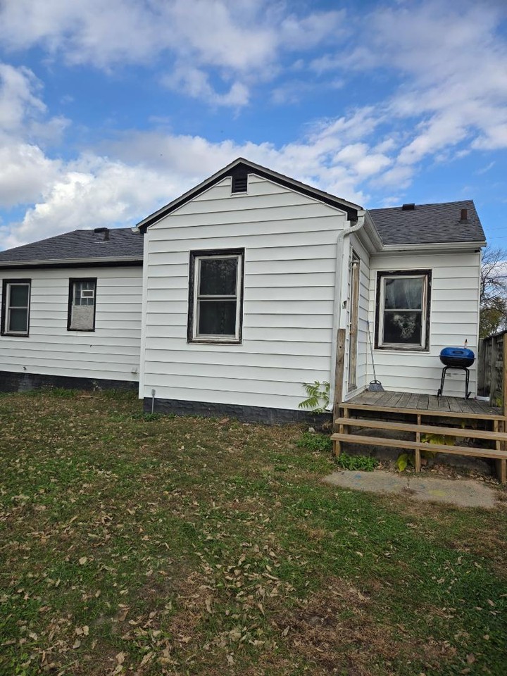232 Gable St - Photo 3 of 20