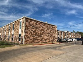 featured image of 2107 Nw 38th St