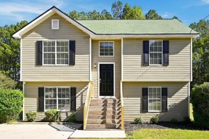 featured image of 4250 Viewpoint Ln