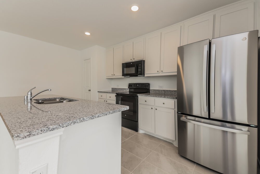 315 Deerbrook St - Photo 7 of 16