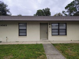 featured image of 9402 Lynn Ln