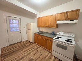 featured image of 112 E King St