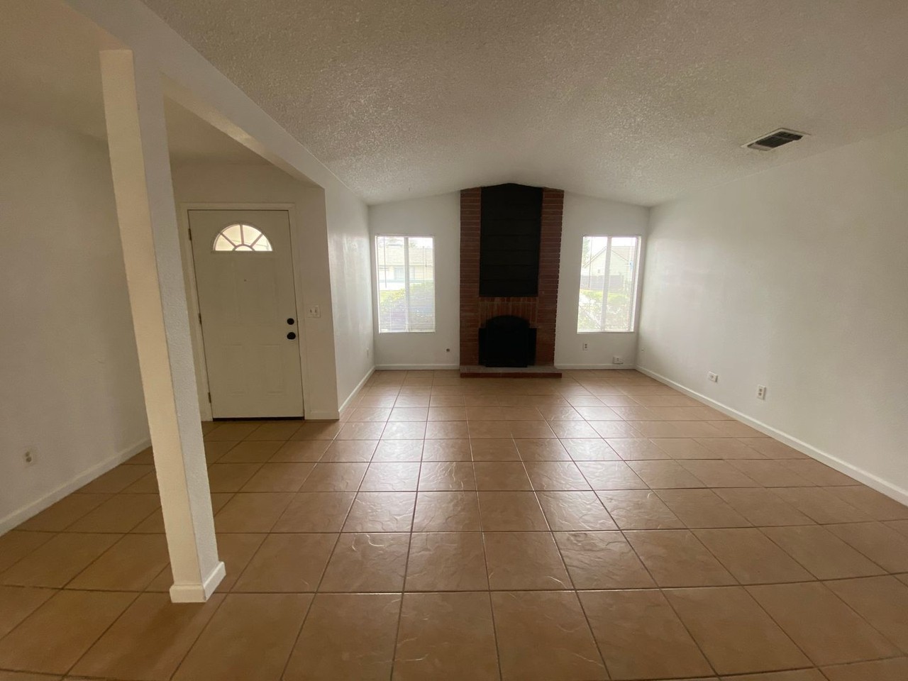 6815 6815 Riverside Blvd. / 6820 Park Riviera Way^^ - Photo 2 of 17