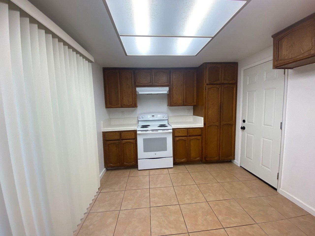 6815 6815 Riverside Blvd. / 6820 Park Riviera Way^^ - Photo 6 of 17