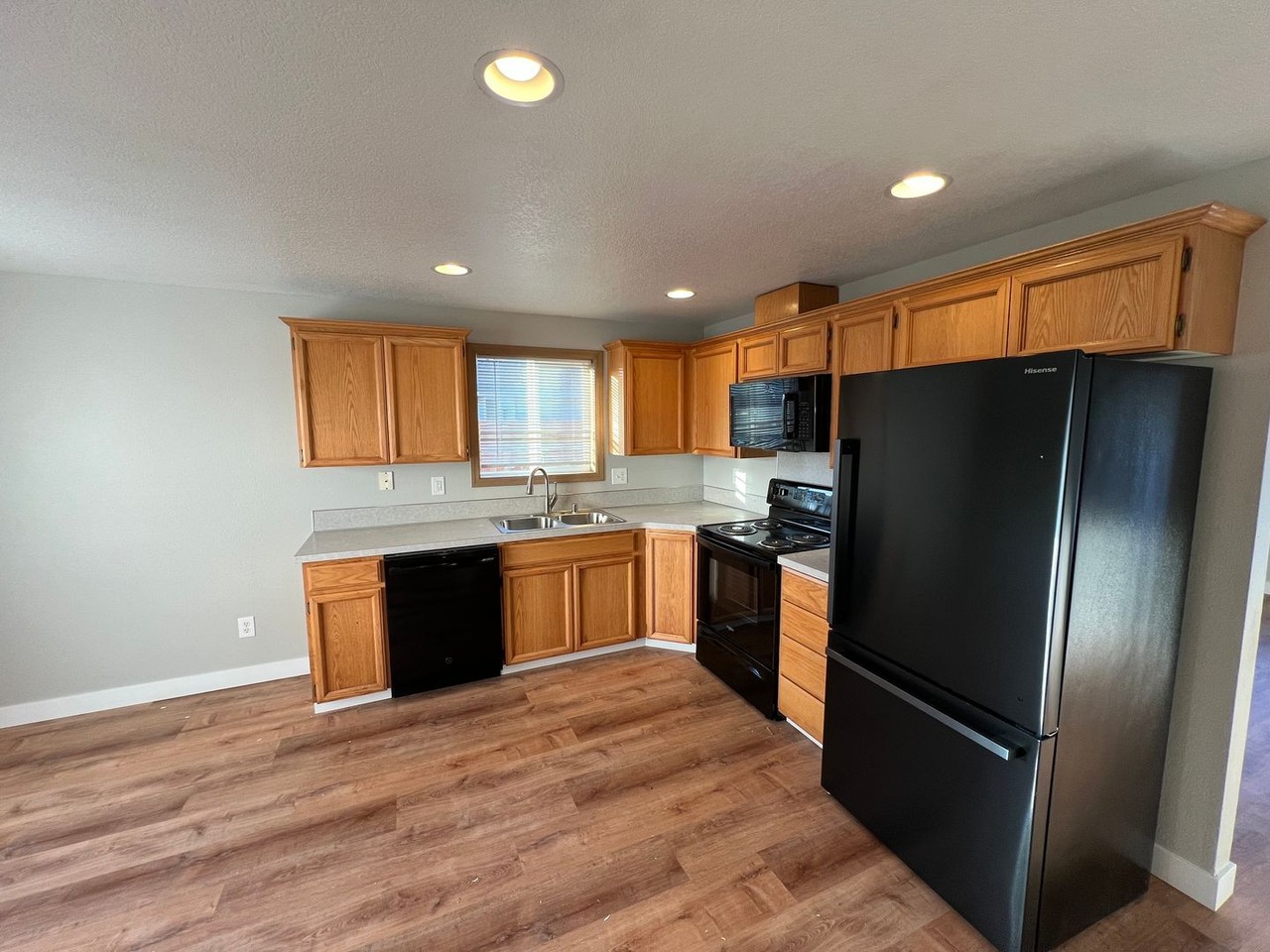 53 Warbler Dr - Photo 5 of 13