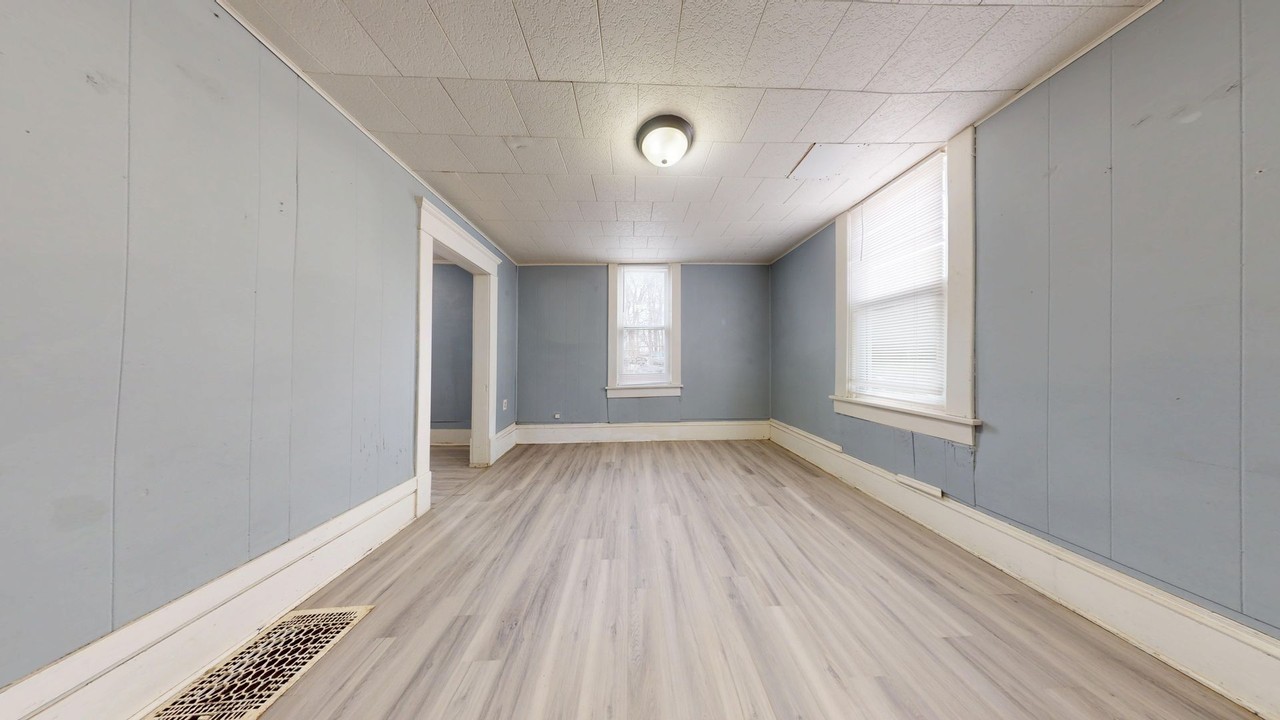 75 Harker St - Photo 5 of 14