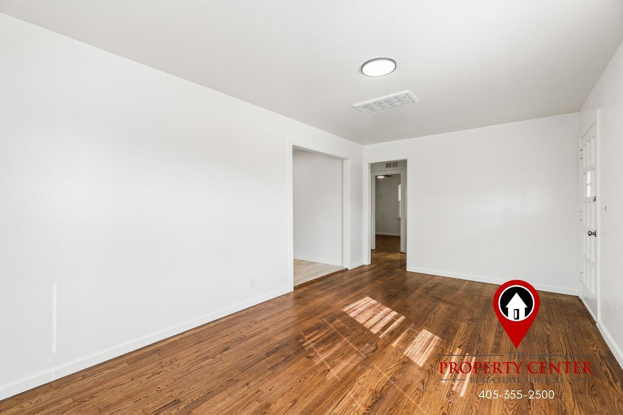 6619 Nw 32nd St - Photo 6 of 35