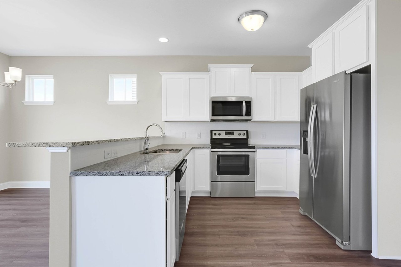 7005 Cameron Trace Dr - Photo 4 of 21