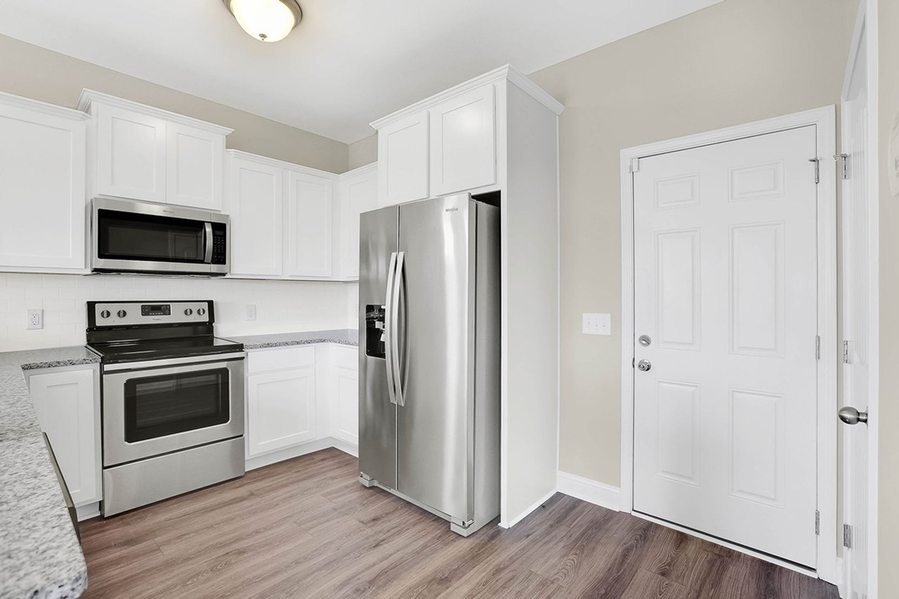 7005 Cameron Trace Dr - Photo 5 of 21