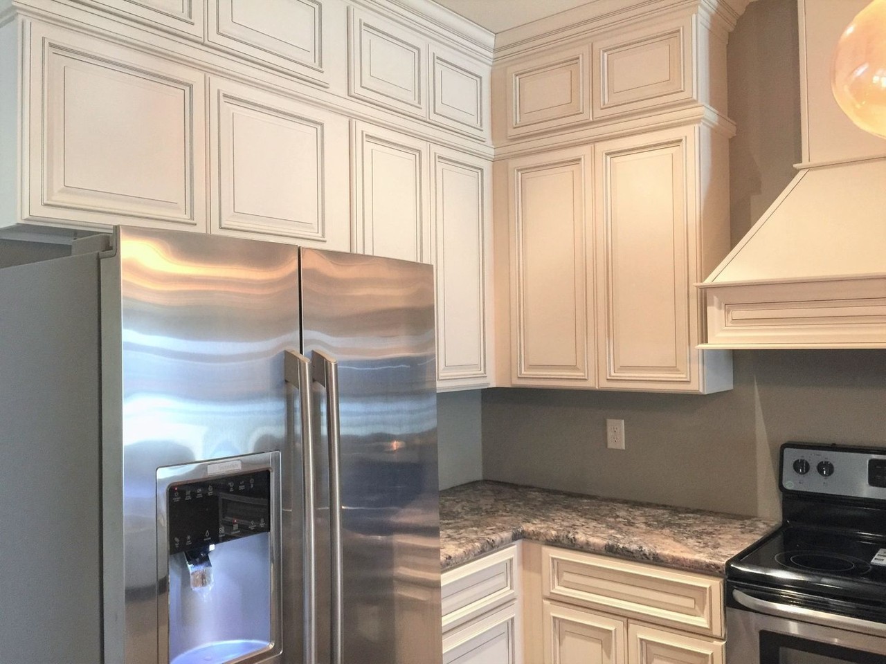 206 S Walnut St - Photo 4 of 16