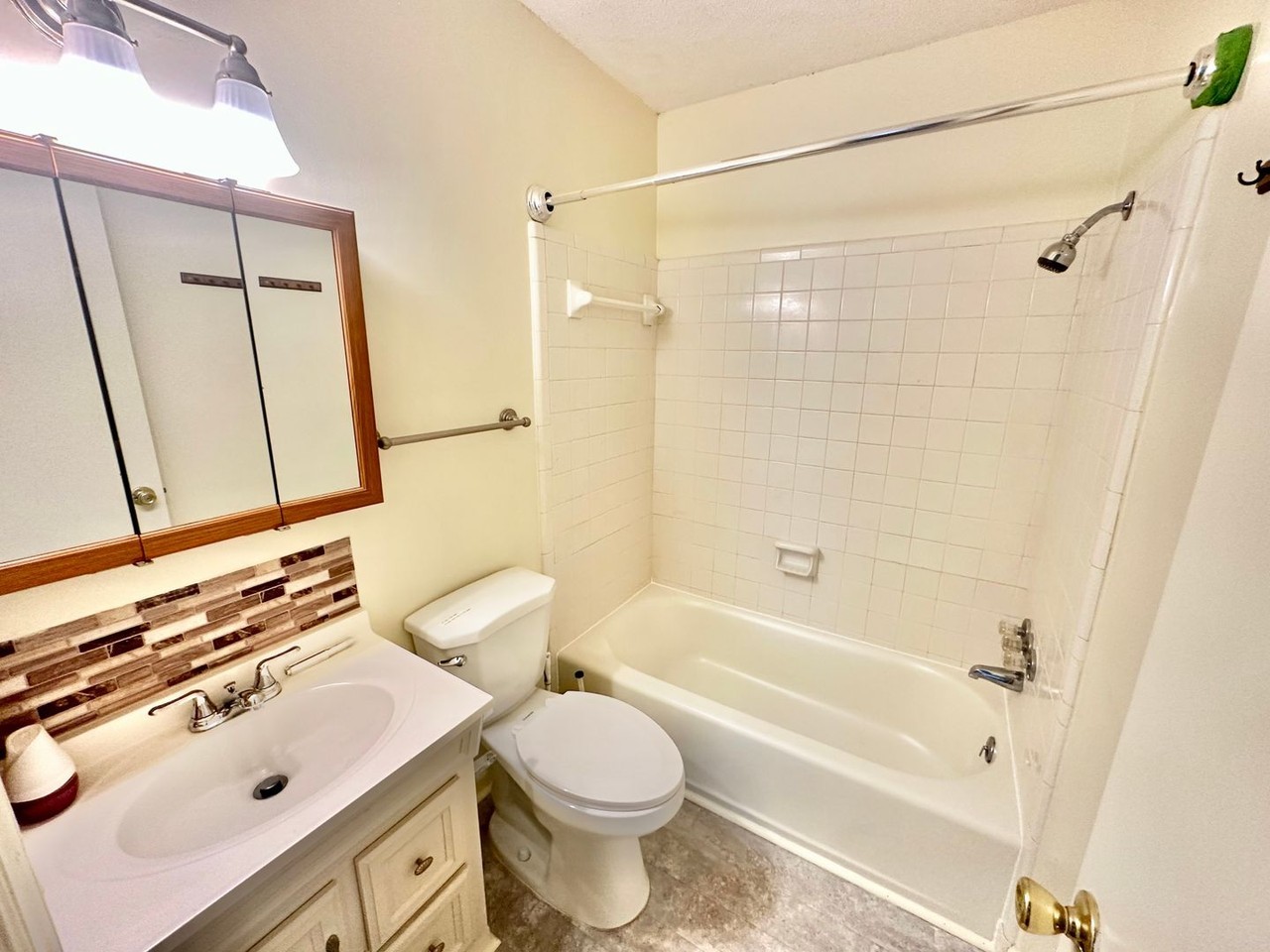 951 Pebble Rd - Photo 7 of 13