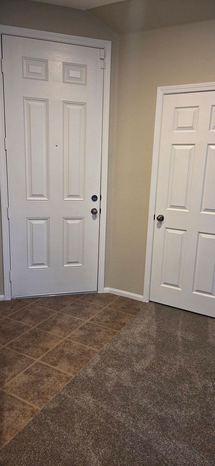 1644 Yellow Tulip Pl - Photo 4 of 42