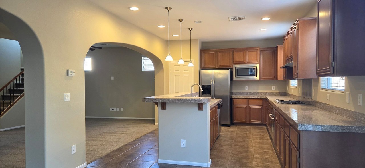 1644 Yellow Tulip Pl - Photo 6 of 42