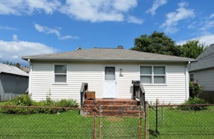 featured image of 613 Weedon St