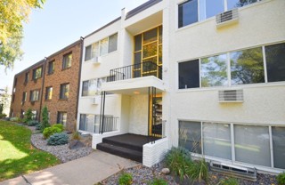 2509 Dupont Ave S - Photo 1 of 1