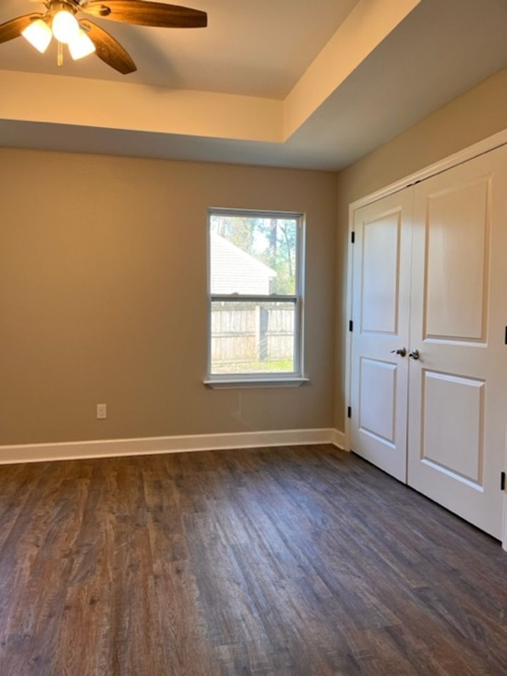 214 Chippewa Rd - Photo 6 of 10