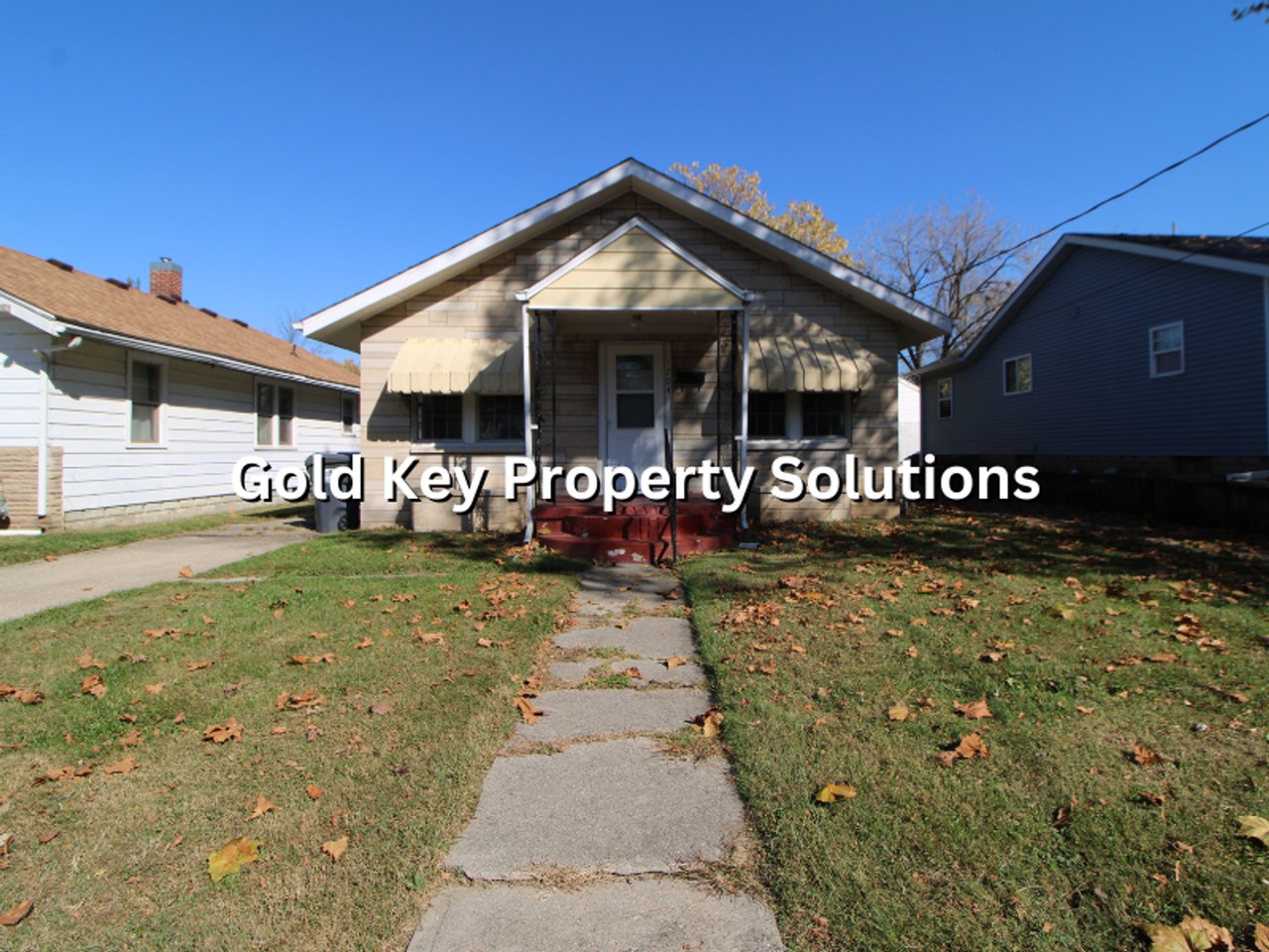 1704 Johnson Ave - Photo 4 of 22