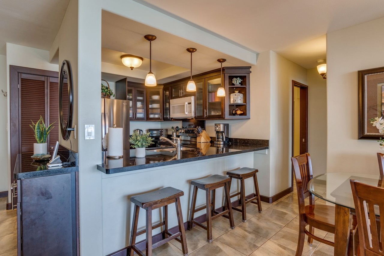 4401 Lower Honoapiilani Rd #B304 - Photo 5 of 30