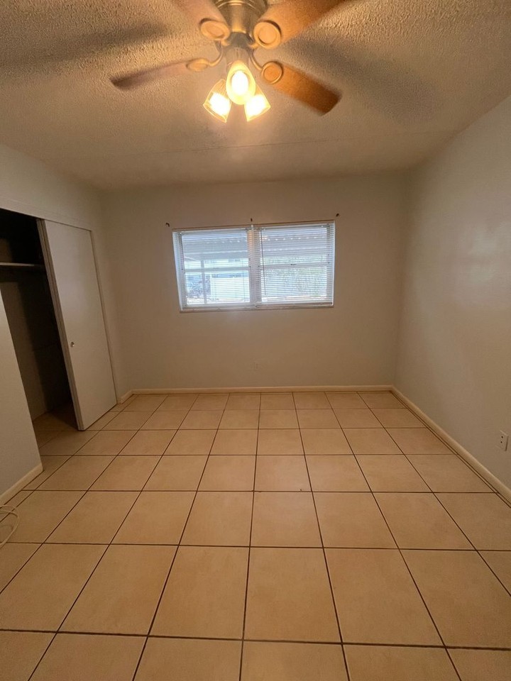 3160 36th St N #105 - Photo 6 of 7
