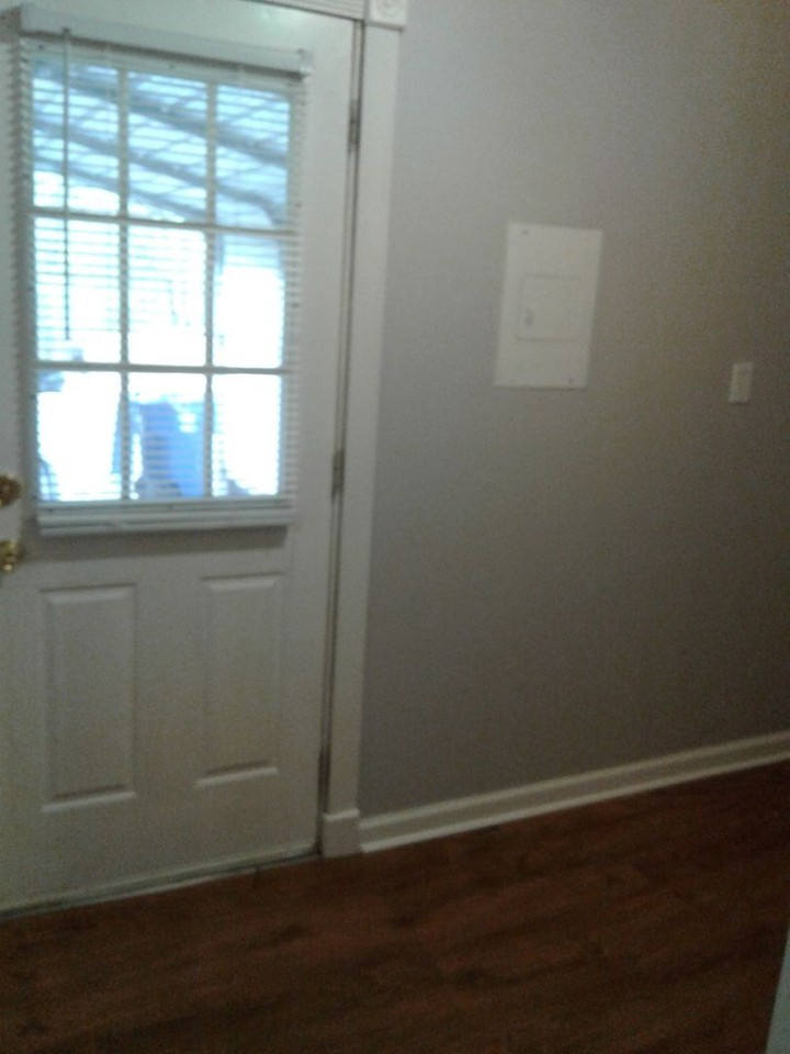 337 W Daugherty Ave - Photo 2 of 19