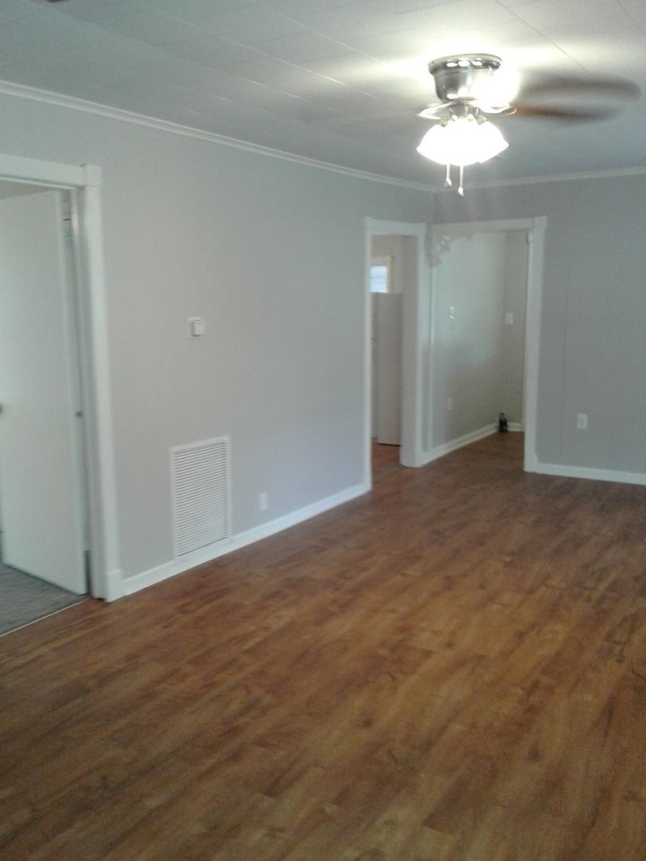 337 W Daugherty Ave - Photo 3 of 19