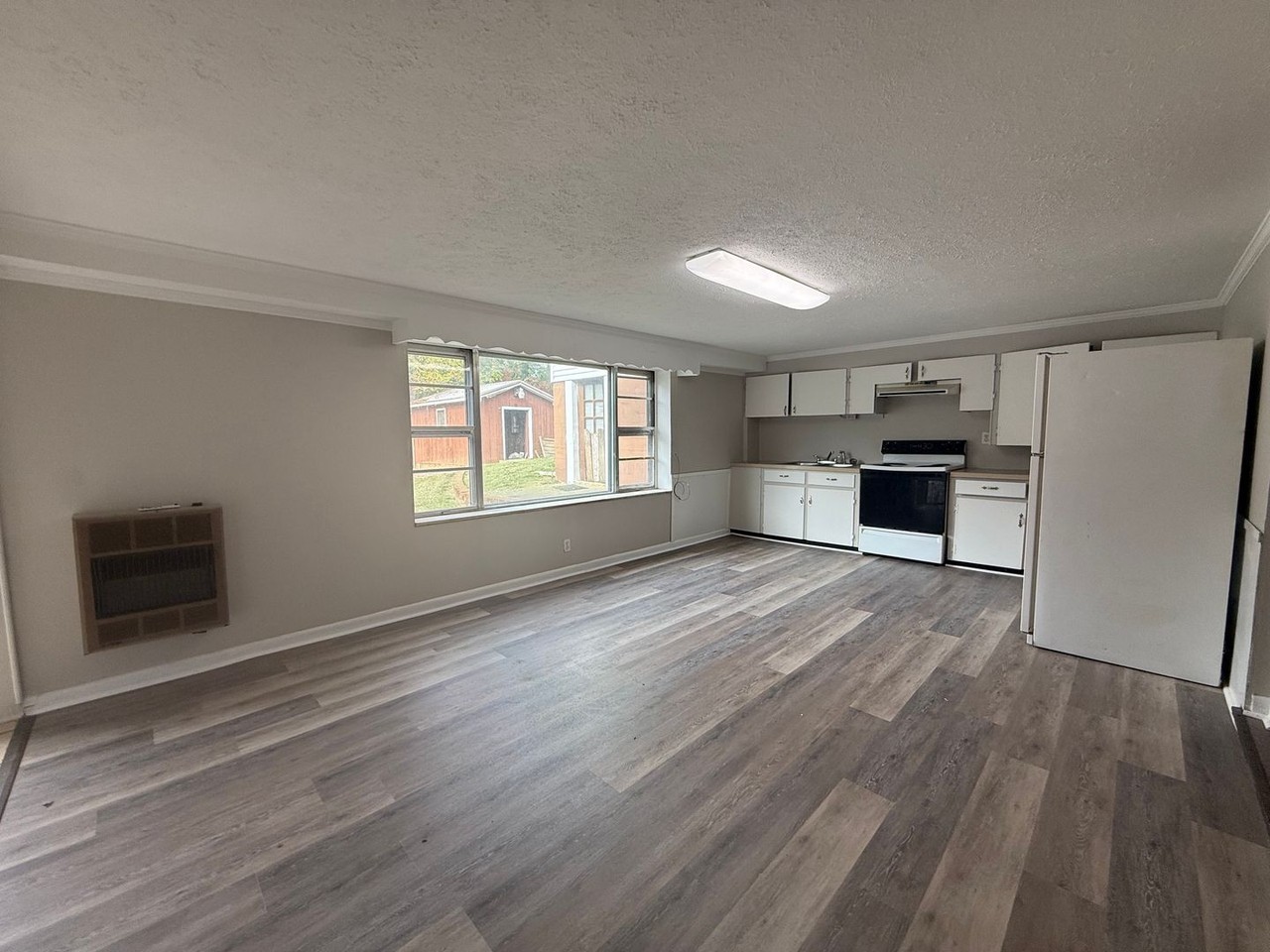 110 W Barton Ridge Rd - Photo 4 of 9